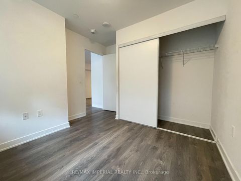 Photo 8 at 405 - 195 Redpath Avenue, Mount Pleasant West, Toronto