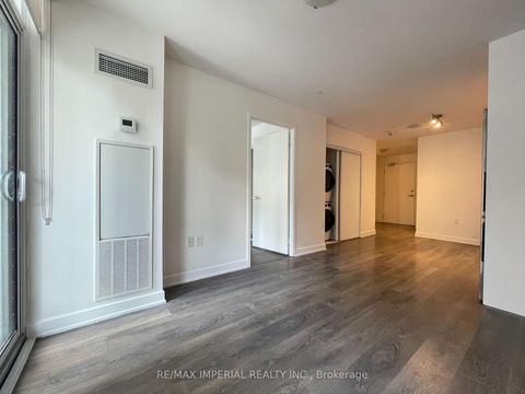 Photo 13 at 405 - 195 Redpath Avenue, Mount Pleasant West, Toronto