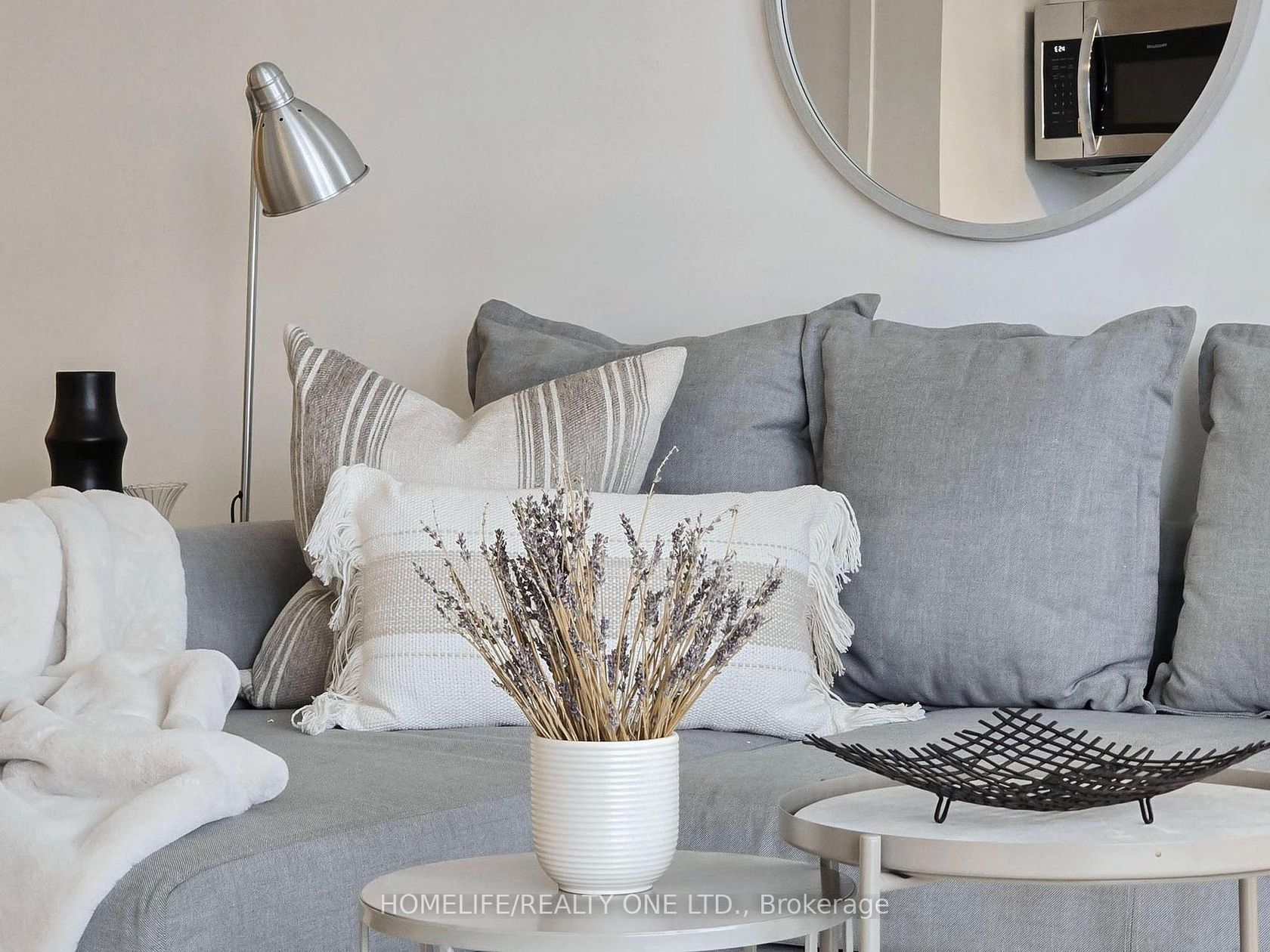 Photo 7 at 2003 - 38 Joe Shuster Way, South Parkdale, Toronto Photo 7 at 2003 - 38 Joe Shuster Way, South Parkdale, Toronto