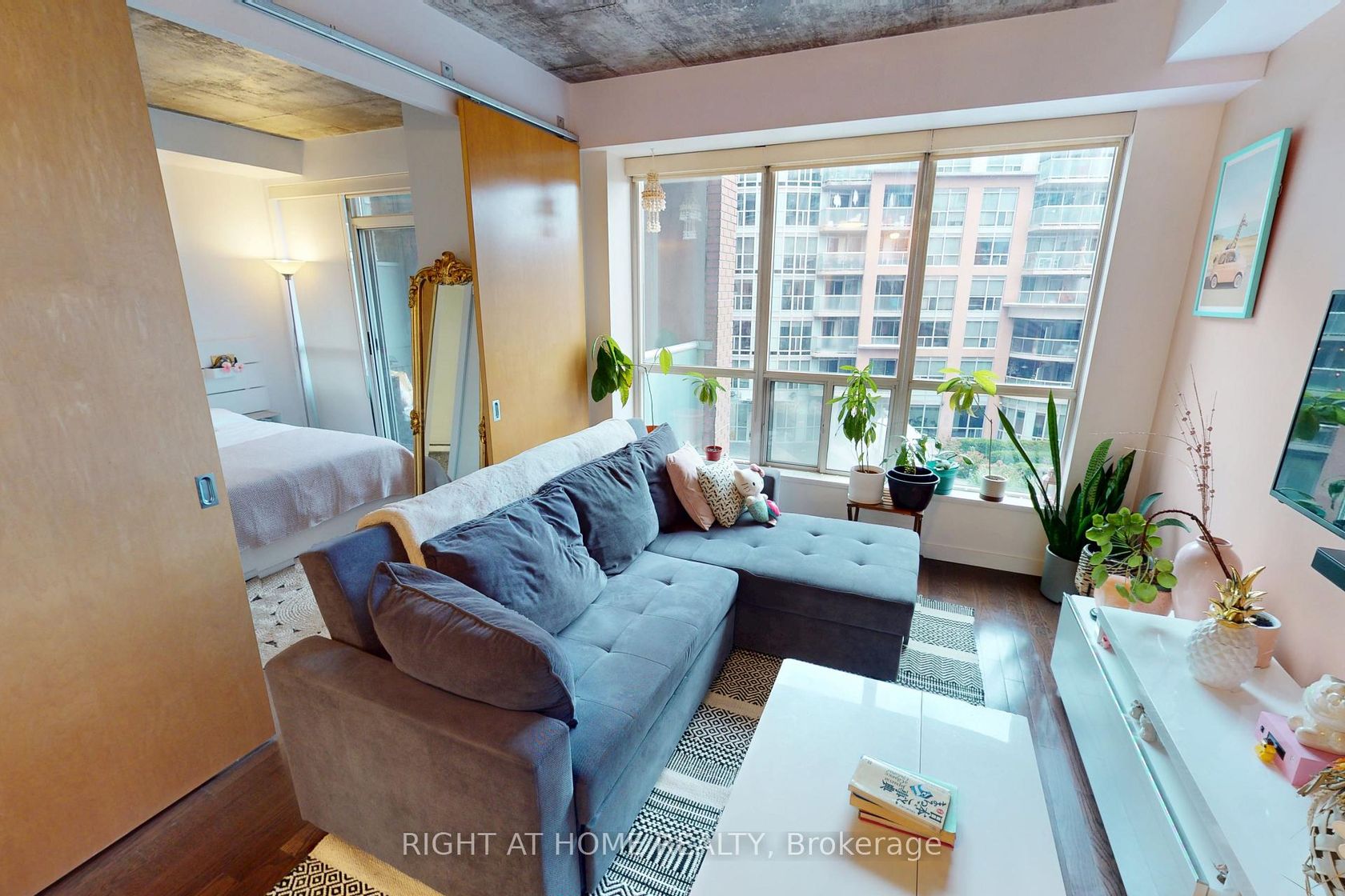 Photo 12 at 403 - 1 Shaw Street, Niagara, Toronto Photo 12 at 403 - 1 Shaw Street, Niagara, Toronto