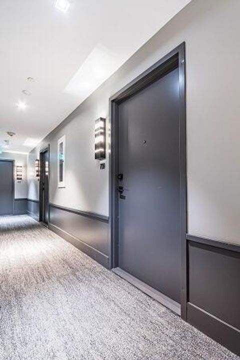 Photo 7 at 709 - 2481 Taunton Road, RO River Oaks, Oakville