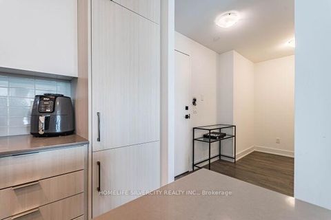 Photo 13 at 709 - 2481 Taunton Road, RO River Oaks, Oakville