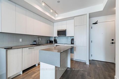 Photo 16 at 709 - 2481 Taunton Road, RO River Oaks, Oakville