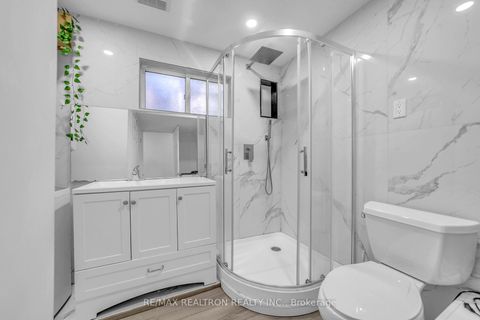 Photo 23 at 4 Boulding Drive, Aurora Heights, Aurora