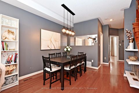 Photo 10 at 20 - 38 Hunt Avenue, Mill Pond, Richmond Hill