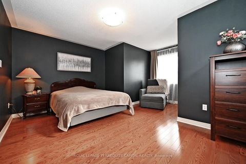 Photo 31 at 20 - 38 Hunt Avenue, Mill Pond, Richmond Hill