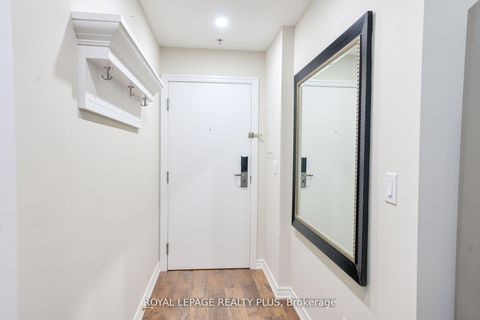 Photo 2 at 1706 - 1 King Street W, Bay Street Corridor, Toronto