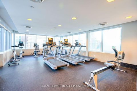 Photo 16 at 1706 - 1 King Street W, Bay Street Corridor, Toronto