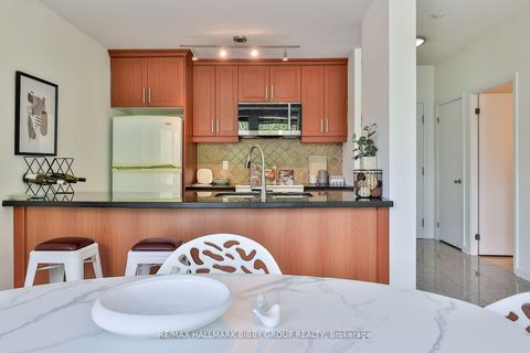 Photo 11 at P302 - 25 Soho Street, Chinatown, Toronto