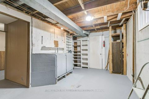 Photo 34 at 1232 Napier Crescent, CP College Park, Oakville