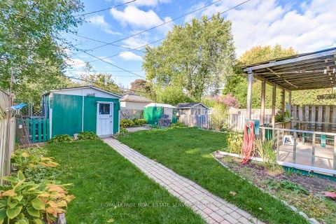 Photo 39 at 1232 Napier Crescent, CP College Park, Oakville