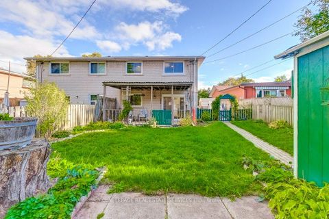 Photo 41 at 1232 Napier Crescent, CP College Park, Oakville