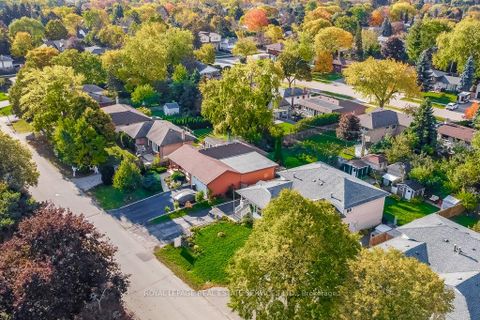 Photo 44 at 1232 Napier Crescent, CP College Park, Oakville