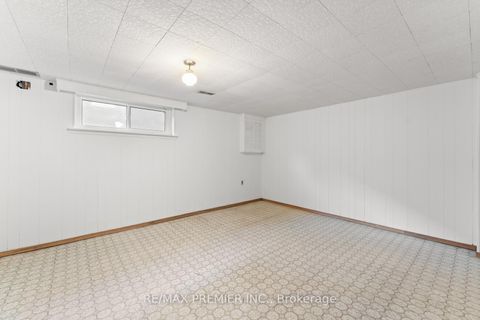 Photo 21 at 75 Monclova Road, CFB, Toronto