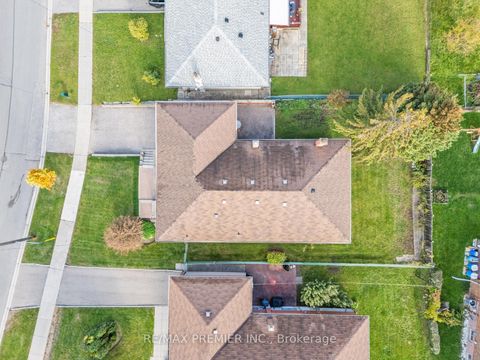 Photo 28 at 75 Monclova Road, CFB, Toronto Photo 28 at 75 Monclova Road, CFB, Toronto