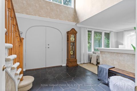 Photo 9 at 848 Swiss Heights, Pinecrest, Oshawa