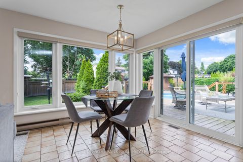 Photo 12 at 848 Swiss Heights, Pinecrest, Oshawa