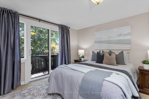 Photo 30 at 848 Swiss Heights, Pinecrest, Oshawa