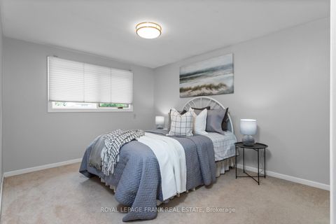 Photo 31 at 848 Swiss Heights, Pinecrest, Oshawa