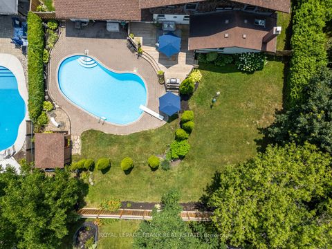 Photo 38 at 848 Swiss Heights, Pinecrest, Oshawa