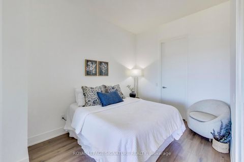 Photo 5 at 1826 - 111 St Clair Avenue W, St. Clair, Toronto