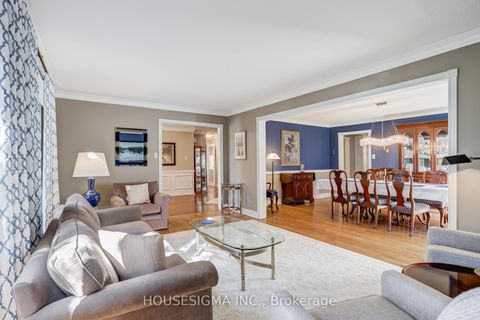 Photo 6 at 9 Montclair Road, Bayview Hill, Richmond Hill