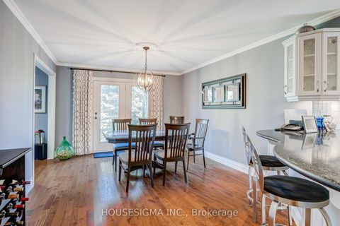 Photo 13 at 9 Montclair Road, Bayview Hill, Richmond Hill