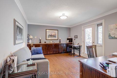 Photo 20 at 9 Montclair Road, Bayview Hill, Richmond Hill