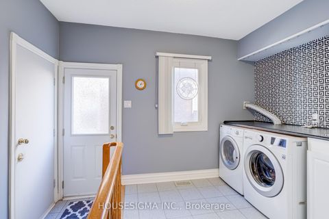 Photo 23 at 9 Montclair Road, Bayview Hill, Richmond Hill Photo 23 at 9 Montclair Road, Bayview Hill, Richmond Hill