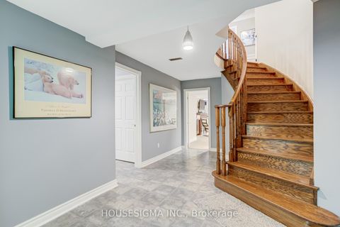 Photo 39 at 9 Montclair Road, Bayview Hill, Richmond Hill