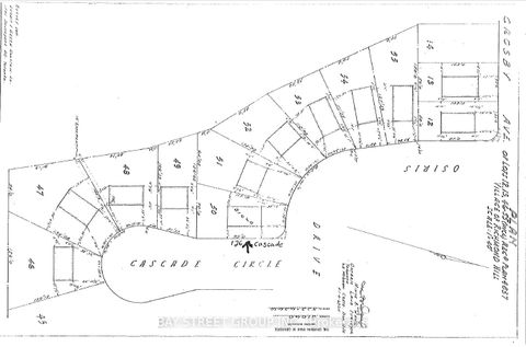 Photo 10 at 126 Cascade Circle, Crosby, Richmond Hill Photo 10 at 126 Cascade Circle, Crosby, Richmond Hill