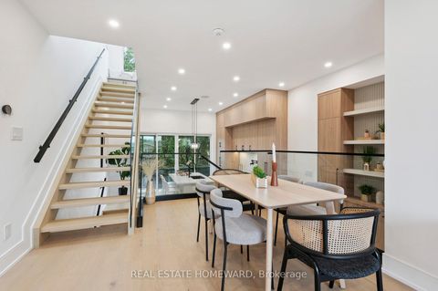 Photo 9 at 32 Westlake Crescent, Lumsden, Toronto