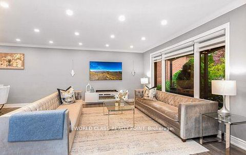 Photo 2 at 149 Allanhurst Drive, Humber Valley, Toronto