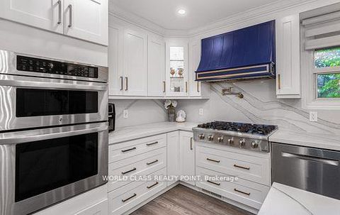 Photo 11 at 149 Allanhurst Drive, Humber Valley, Toronto