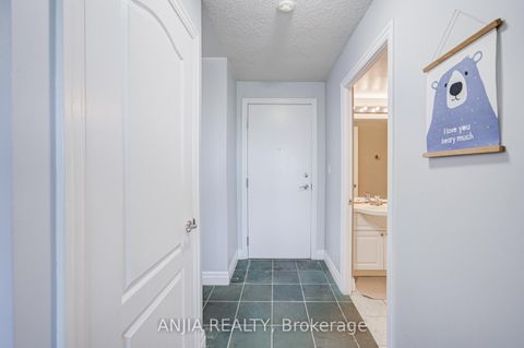 Photo 1 at 808 - 188 Doris Avenue, Willowdale East, Toronto