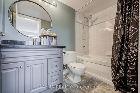 Photo 27 at 808 - 188 Doris Avenue, Willowdale East, Toronto