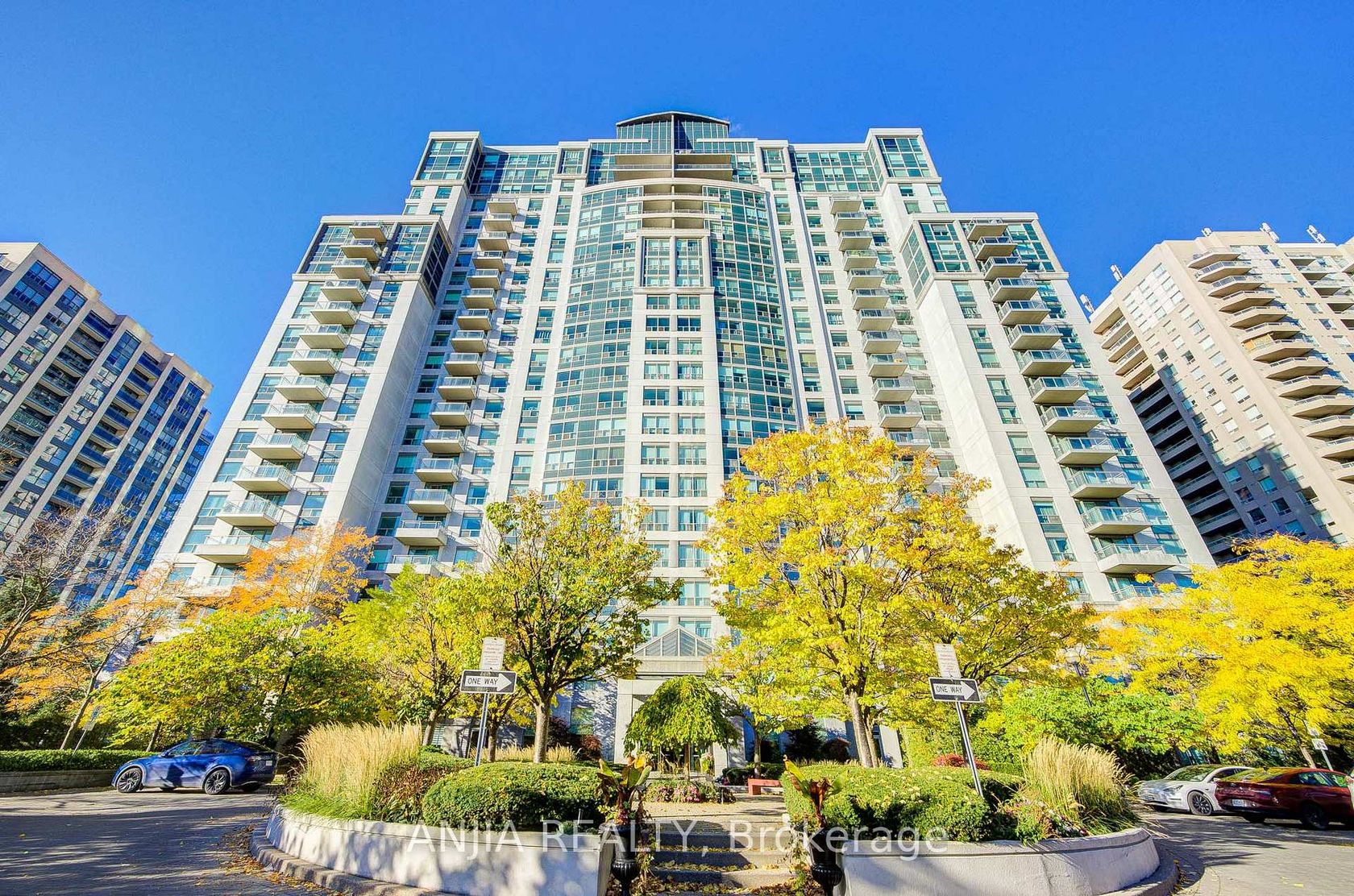 808 - 188 Doris Avenue, Willowdale East, Toronto 