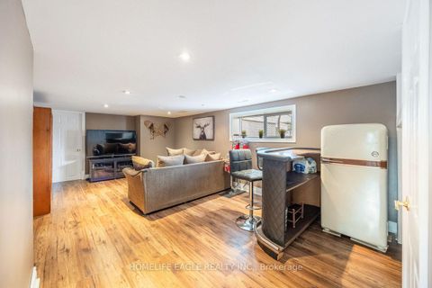 Photo 14 at 19280 Dufferin Street, Rural King, King