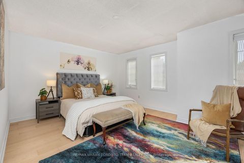 Photo 17 at 50 Ashland Avenue, Woodbine Corridor, Toronto