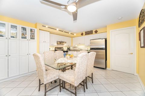 Photo 9 at 218 - 2500 Rutherford Road, Maple, Vaughan