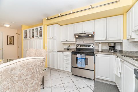 Photo 13 at 218 - 2500 Rutherford Road, Maple, Vaughan