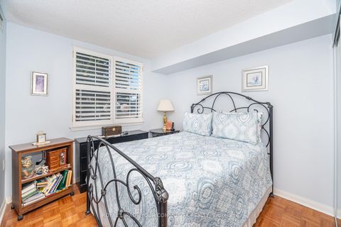 Photo 26 at 218 - 2500 Rutherford Road, Maple, Vaughan