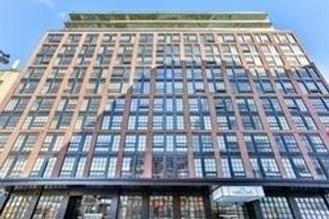 Photo 9 at 205 - 608 Richmond Street W, Waterfront Communities C1, Toronto