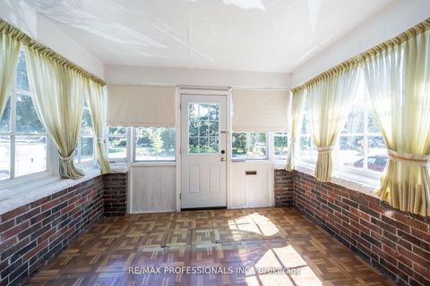 Photo 3 at 24 Queens Avenue, Mimico, Toronto