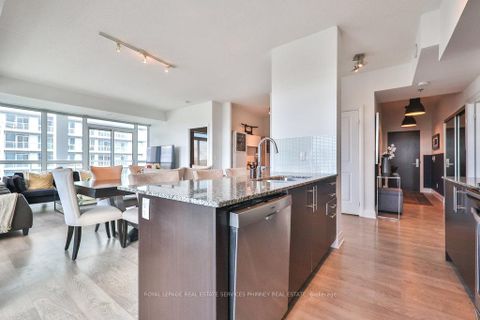 Photo 9 at 1709 - 55 SPEERS Road, QE Queen Elizabeth, Oakville