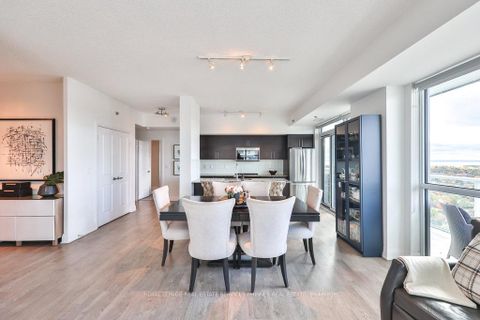 Photo 13 at 1709 - 55 SPEERS Road, QE Queen Elizabeth, Oakville