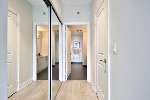 Photo 24 at 1709 - 55 SPEERS Road, QE Queen Elizabeth, Oakville