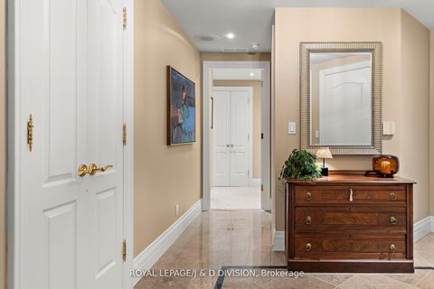 Photo 17 at 303 - 33 Delisle Avenue, St. Clair, Toronto