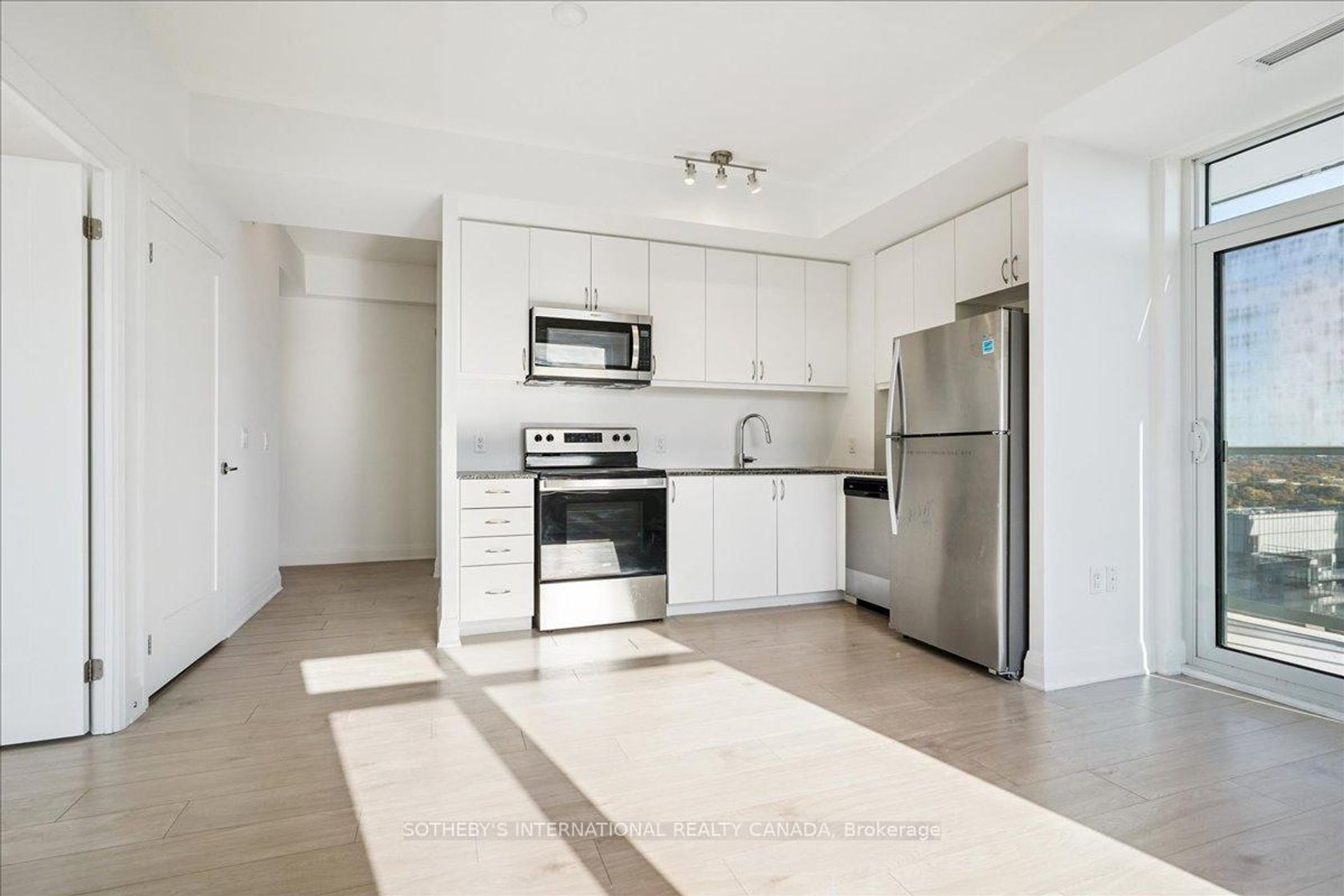 Photo 6 at 1507 - 3220 Sheppard Avenue E, Sullivan, Toronto Photo 6 at 1507 - 3220 Sheppard Avenue E, Sullivan, Toronto