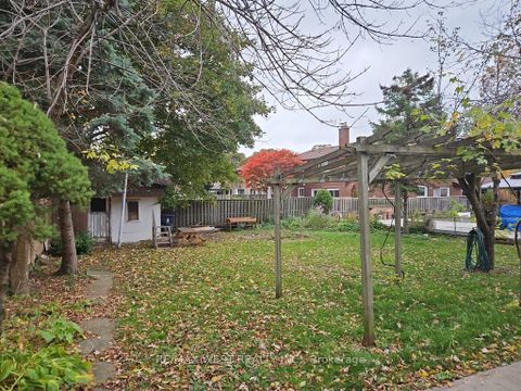 Photo 18 at 30 Golfwood Heights, The Westway, Toronto